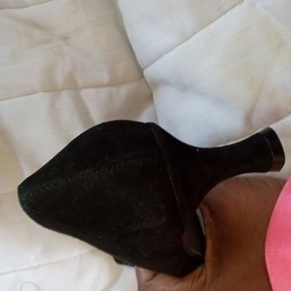 Stuart Weitzman shoes - Picture 6 of 16